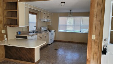 23914 Saxon Way, Hockley, TX 77447 - photo 3