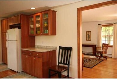 18 Pleasant St, South Deerfield, MA 01373 - photo 7