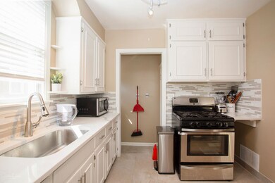 801 Flossmoor Ave, Waukegan, IL 60085 - photo 7