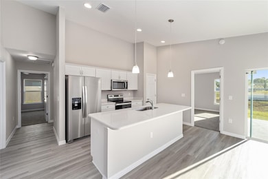 MODEL HOME