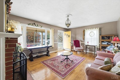 314 Dogwood Ln, Hurt, VA 24563 - photo 3