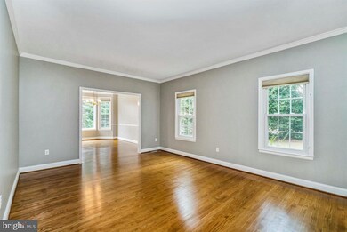 607 Oak Farm Ct, Lutherville Timonium, MD 21093 - photo 5