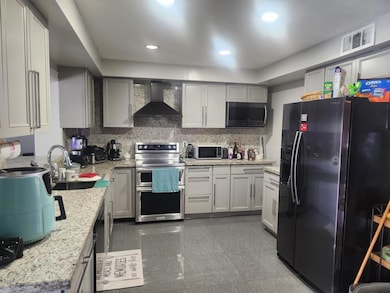 640 SW 68th Terrace, Pembroke Pines, FL 33023 - photo 5