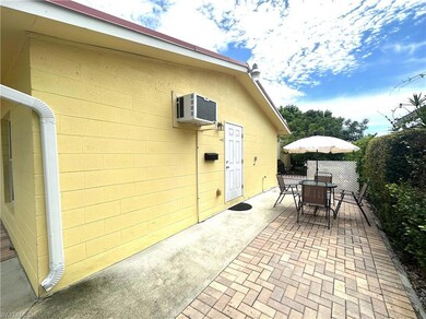 unlisted-address, Naples, FL 34108 - photo 2