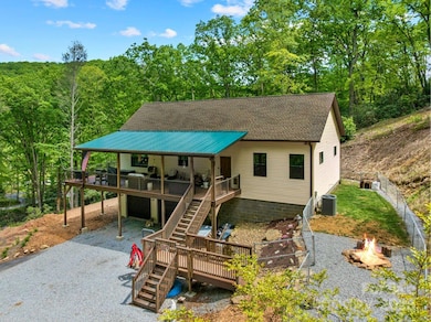 Main entrance steps from driveway.