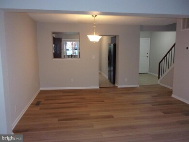 1615 Valencia Way, Reston, VA 20190 - photo 5