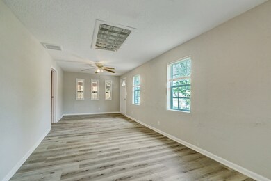 8429 Spaulding St, Houston, TX 77016 - photo 5