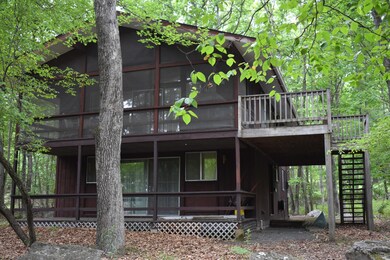 135 Basswood Dr, Hawley, PA 18428 - photo 2