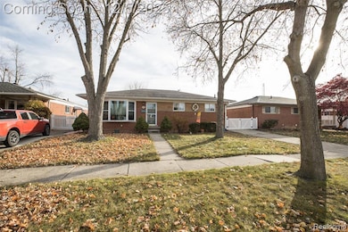 1847 Churchill Ave, Trenton, MI 48183 - photo 2