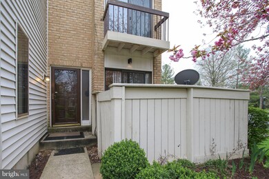 9333 Sparrow Valley Dr, Montgomery Village, MD 20886 - photo 4