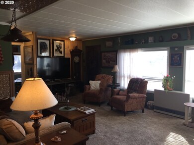 412 10th St, Prairie City, OR 97869 - photo 5