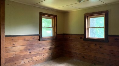 21 Hilda Ave, Derry, NH 03038 - photo 6