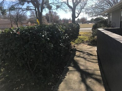 600 Timberline Dr, Hurst, TX 76053 - photo 5