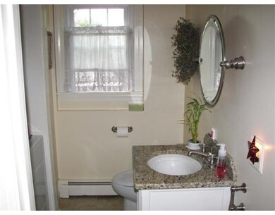 211 Chestnut St unit 211, Franklin, MA 02038 - photo 3