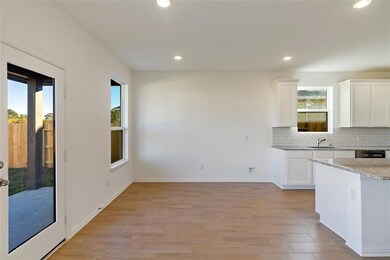 4187 Long Leaf Bend Blvd, Pinehurst, TX 77362 - photo 6