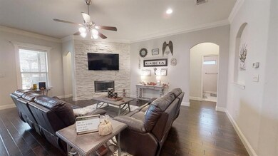 2826 Willow Ridge Cir, Granbury, TX 76049 - photo 7