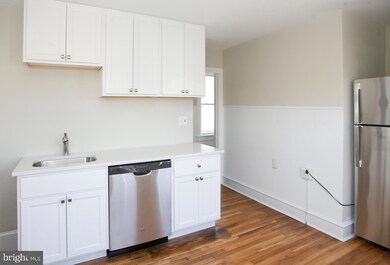 1600 W 10th St unit 3, Wilmington, DE 19805 - photo 3