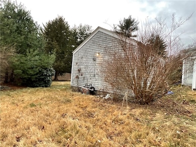 922 Plainfield Pike, North Scituate, RI 02857 - photo 7