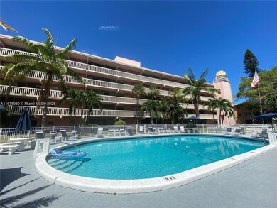 180 NE 12th Ave unit 14E, Hallandale Beach, FL 33009 - photo 4