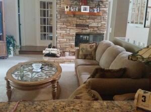 LIVING/FAM ROOM