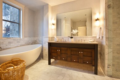 Auberge Residences at Element 52