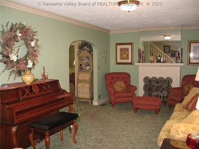 1314 Grosscup Ave, Dunbar, WV 25064 - photo 6