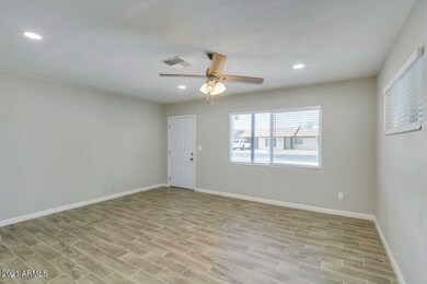 1655 E 1st St, Mesa, AZ 85203 - photo 4
