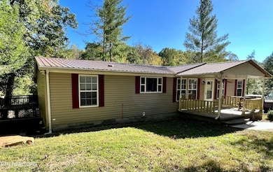 123 Doc Huling Rd, Robbins, TN 37852 - photo 2