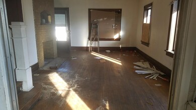 Sullivant - vacant pictures (2)