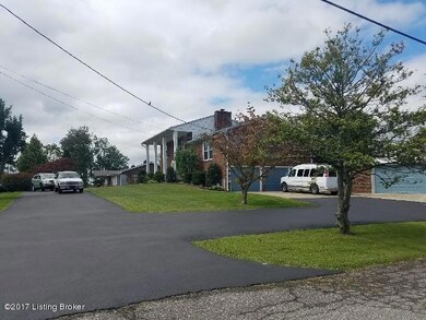 6509 Applegate Ln, Louisville, KY 40228 - photo 5