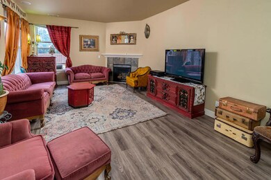 3338 SW Metolius Ave_0024 copy