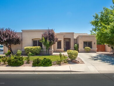 Front of 2205 S Sorrelle