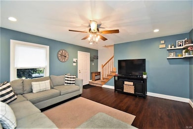 122 N 7th St, Emmaus, PA 18049 - photo 5