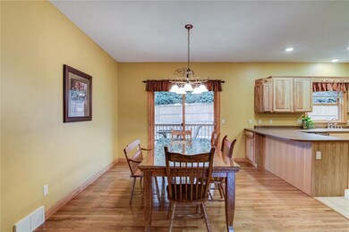 3229 Northstar Dr, Eau Claire, WI 54703 - photo 5