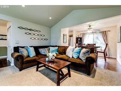 1037 S 44th St, Springfield, OR 97478 - photo 4