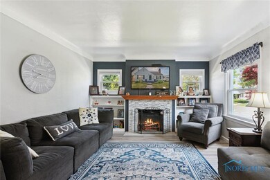 2355 Berdan Ave, Toledo, OH 43613 - photo 3