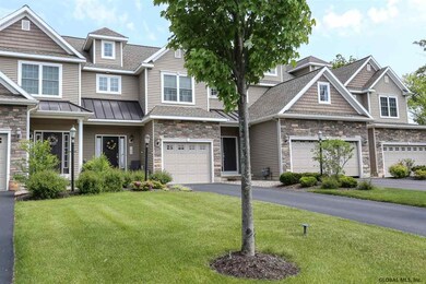 147 Fieldstone Dr, Schenectady, NY 12304 - photo 3