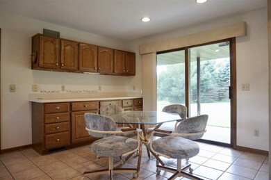 4613 W Rutland Rd, Brooklyn, WI 53521 - photo 7