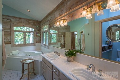 SPACIOUS!: Beautifully appointed!