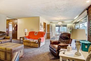 4285 Clime Rd, Columbus, OH 43228 - photo 7