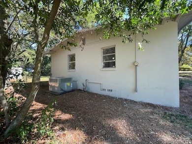 1402 W Tharpe St, Tallahassee, FL 32303 - photo 2