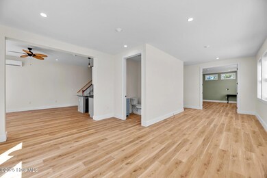 EXTRA LIVING SPACE