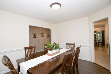 8 Flint Ct-304