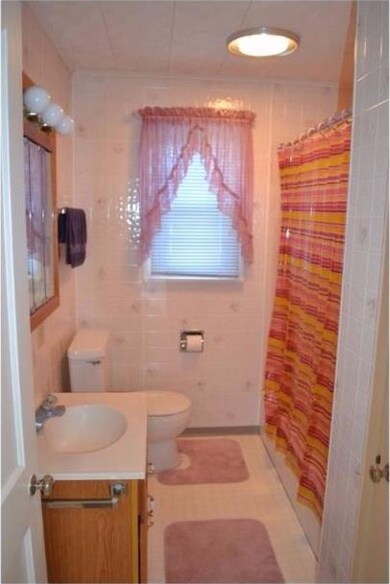 103 Monroe St, Reading, PA 19605 - photo 6