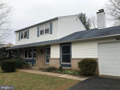 418 Silver Ave, Southampton, PA 18966 - photo 2