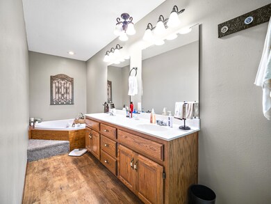 12256 Lauren Ln, Neosho, MO 64850 - photo 5