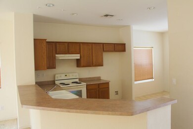 (4) KitchenIMG_2694