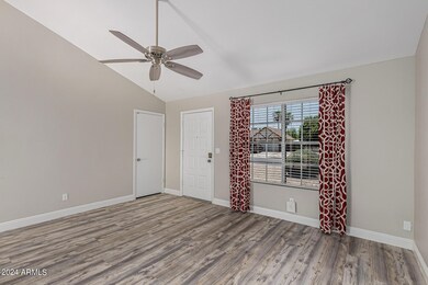 1016 E Utopia Rd, Phoenix, AZ 85024 - photo 6