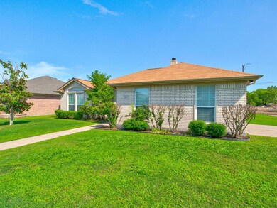 225 Odell St, Cleburne, TX 76033 - photo 3