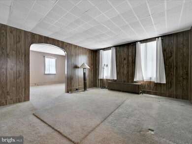 920 E Chestnut St, Shamokin, PA 17872 - photo 6